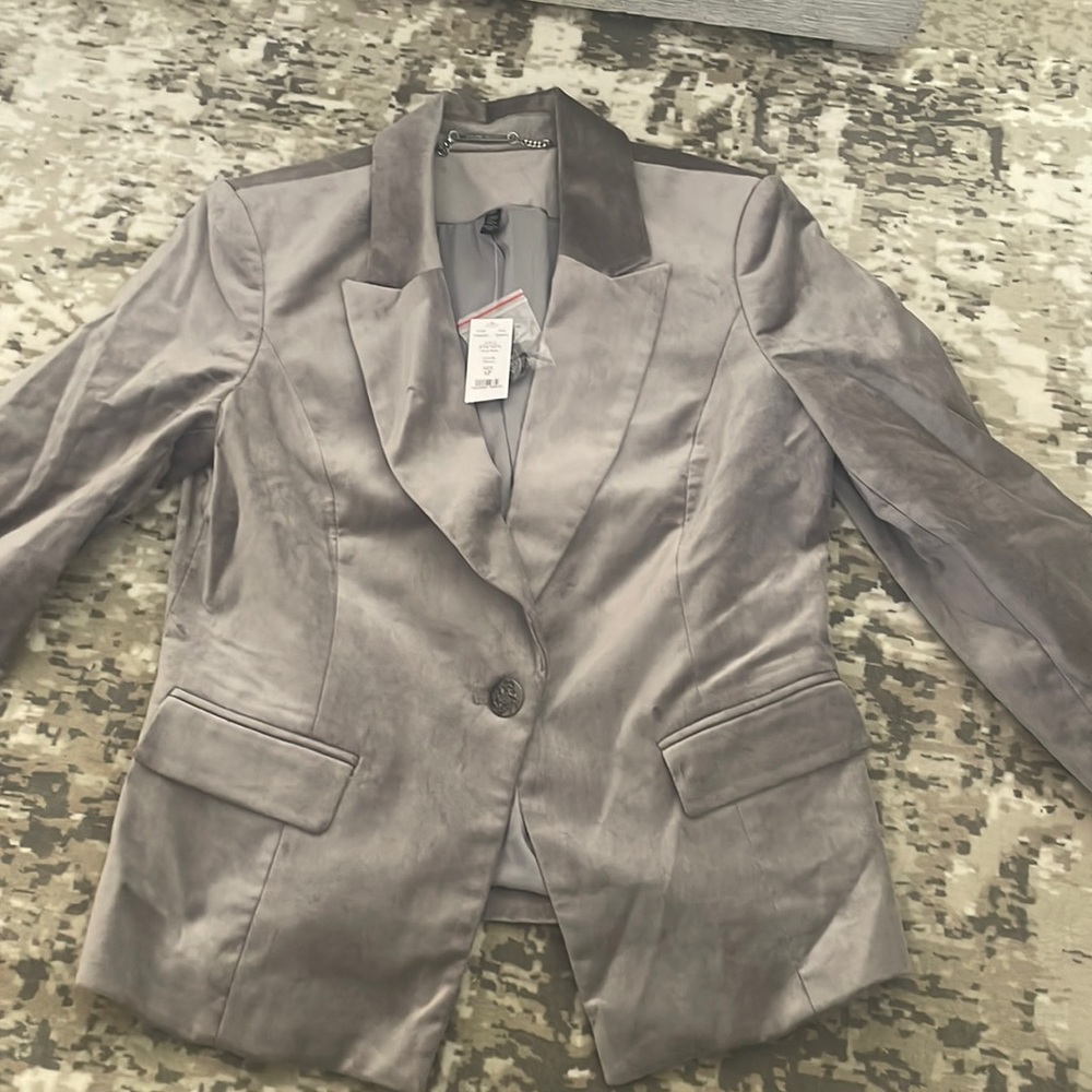 Beautiful velvet blazer